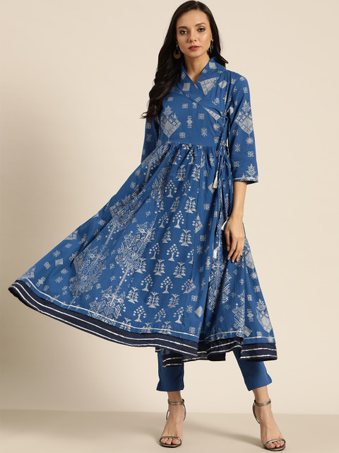 

Sangria Women Navy Blue & White Geometric Printed Kurta with Trousers