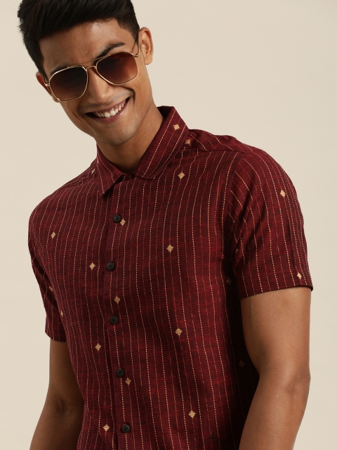

Taavi Men Maroon & Beige Regular Fit Handloom Woven Legacy Shirt with Short Sleeves