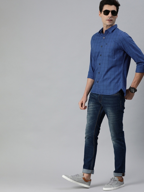 

WROGN Men Blue & Black Slim Fit Checked Casual Shirt