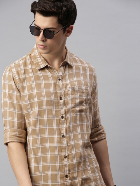 

WROGN Men Khaki & White Slim Fit Checked Casual Shirt