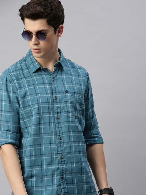 

WROGN Men Blue & White Regular Fit Checked Casual Shirt