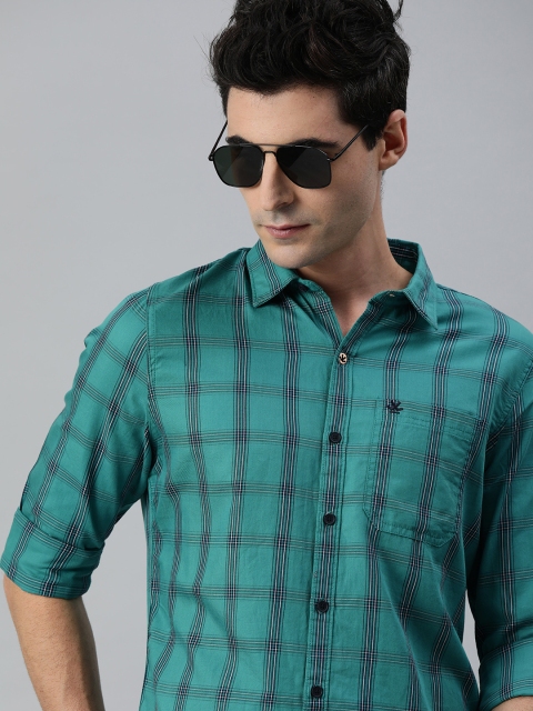 

WROGN Men Sea Green & Black Slim Fit Checked Casual Shirt