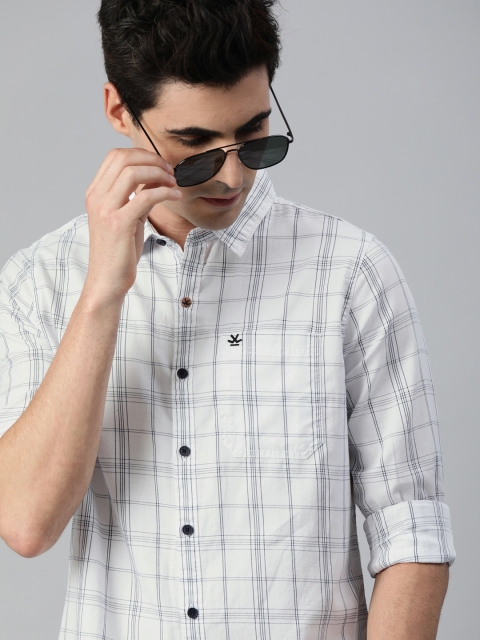 

WROGN Men White & Blue Checked Slim Fit Casual Shirt