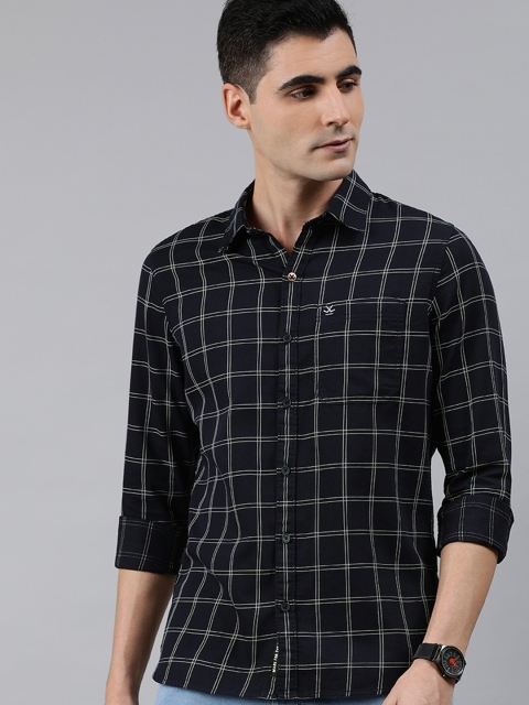 

WROGN Men Navy Blue & White Slim Fit Checked Casual Shirt