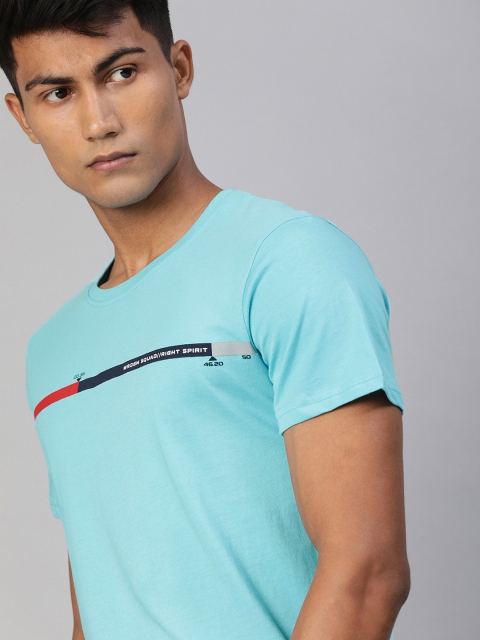 

WROGN Men Turquoise Blue Slim Fit Solid Round Neck T-shirt with Printed Detail