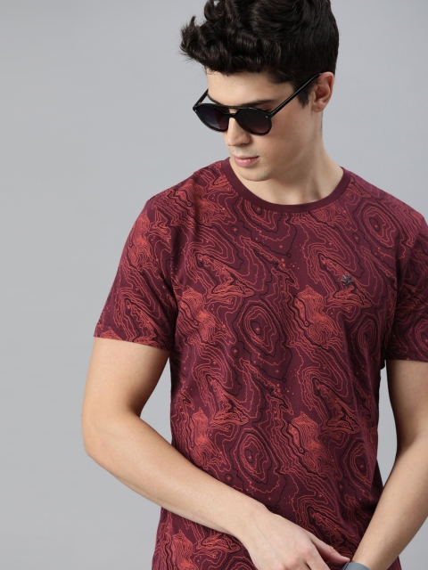 

WROGN Men Maroon & Black Printed Slim Fit Round Neck T-shirt