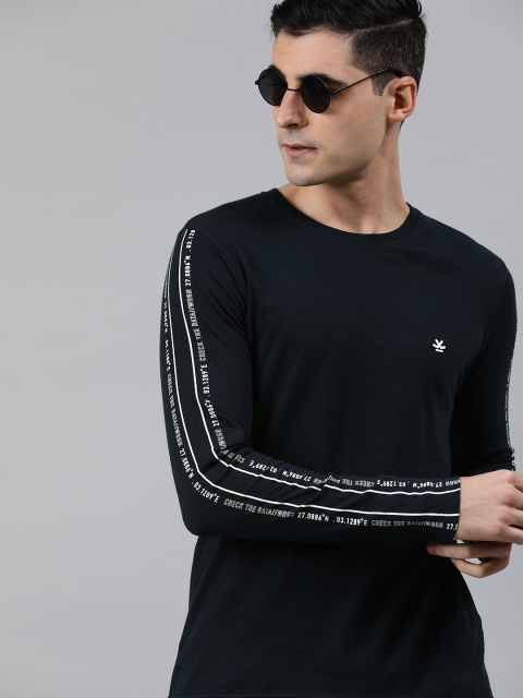 

WROGN Men Navy Blue Slim Fit Solid Round Neck T-shirt with Printed Sleeves