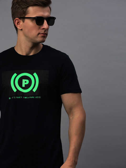 

WROGN Men Navy Blue Printed Slim Fit Glow In the Dark T-shirt