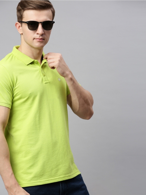 

WROGN Men Lime Green Solid Slim Fit Polo Collar T-shirt