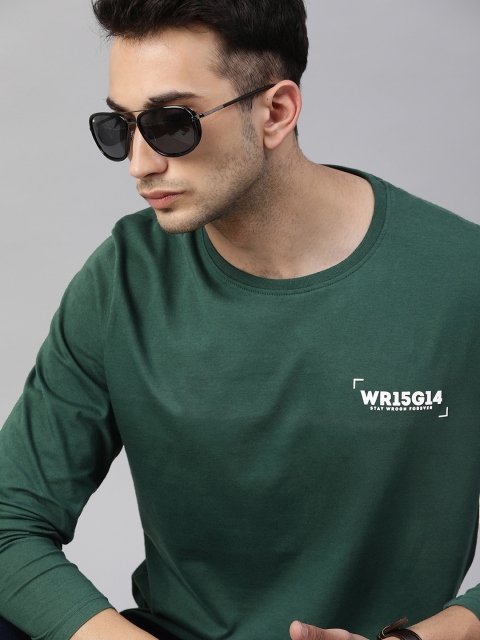 

WROGN Men Green Solid Pure Cotton Round Neck T-shirt with Printed Detail