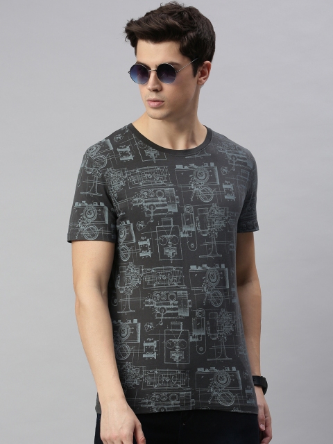 

WROGN Men Charcoal Printed Round Neck T-shirt