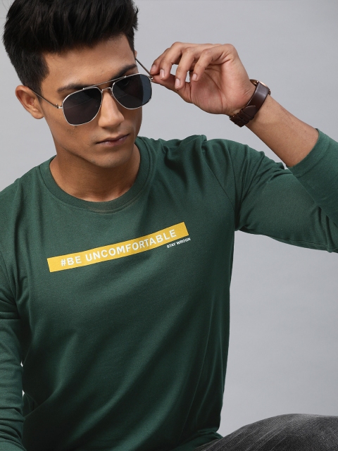 

WROGN Men Green Slim Fit Solid Round Neck Pure Cotton T-shirt With Printed Detailing