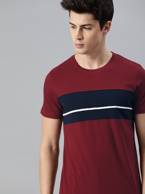 

WROGN Men Maroon & Navy Blue Colourblocked Slim Fit Round Neck T-shirt