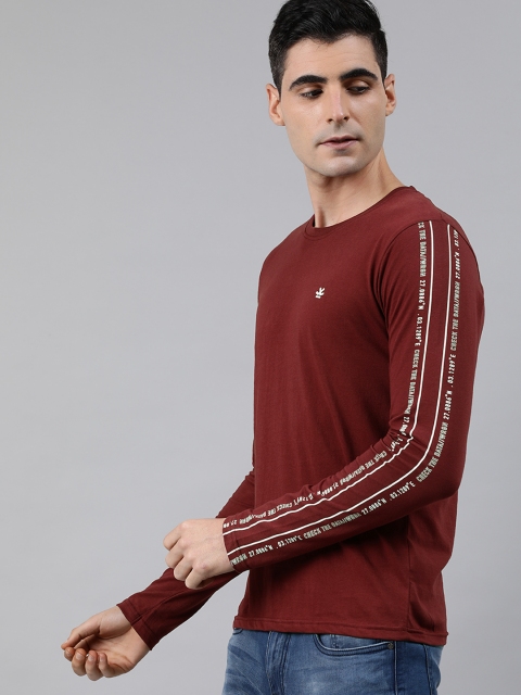 

WROGN Men Maroon Slim Fit Solid Round Neck T-shirt with Printed Sleeves
