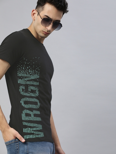 

WROGN Men Black Printed Slim Fit Round Neck T-shirt