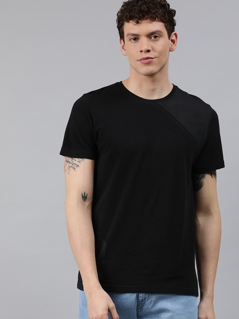 

WROGN Men Black Slim Fit Solid Round Neck T-shirt