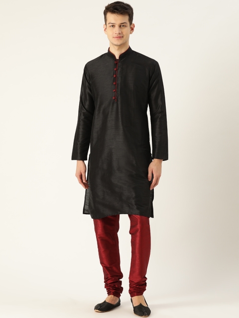 

SOJANYA Men Black & Maroon Solid Kurta with Churidar