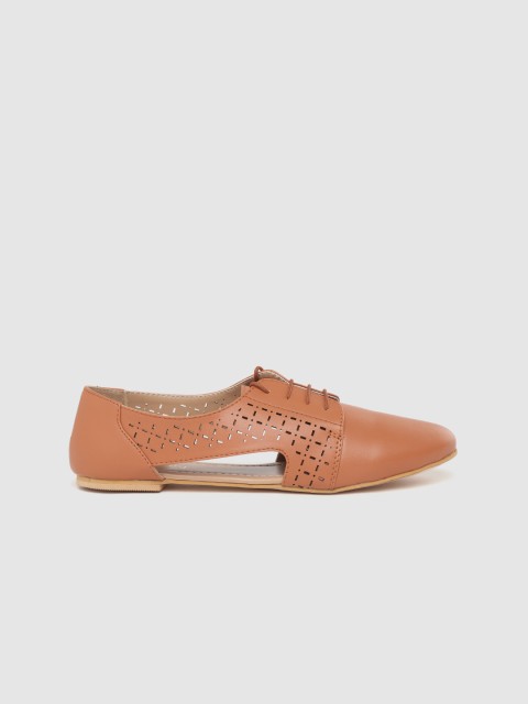 

DressBerry Women Tan Brown Laser Cut Derbys