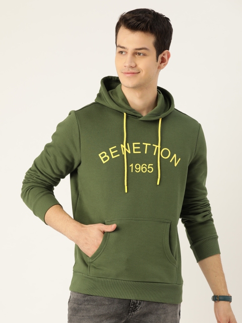 

United Colors of Benetton Men Olive Green & Yellow Printed Hooded Sweatshirt