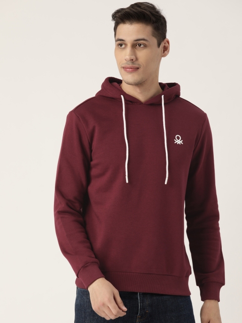 

United Colors of Benetton Men Burgundy Solid Hooded Sweatshirt
