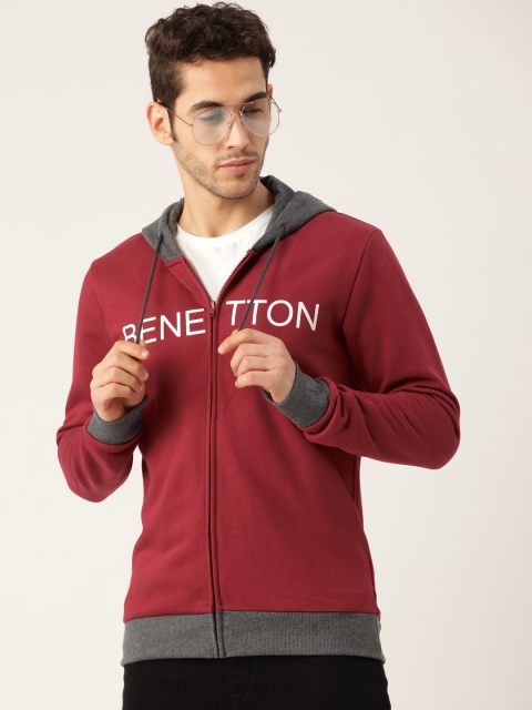 

United Colors of Benetton Men Red Solid Hooded Sweatshirt with Printed Detail