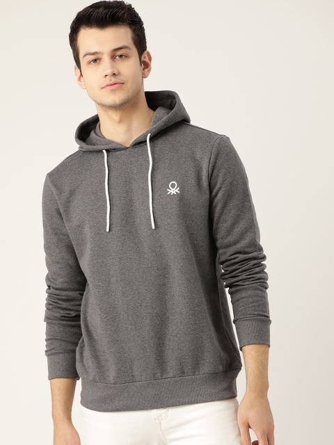 

United Colors of Benetton Men Charcoal Grey Solid Hooded Sweatshirt