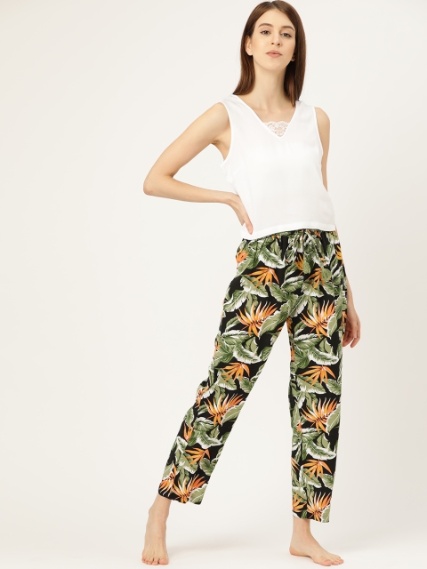 Women White & Green Solid Night suit