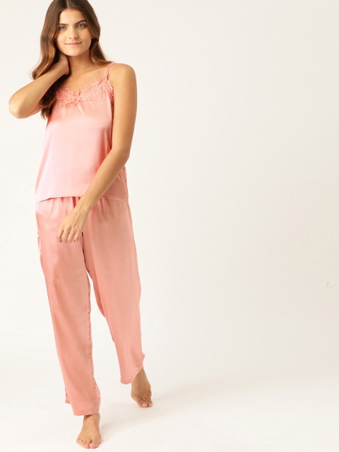 

ETC Women Peach-Coloured Solid Night Suit with Satin Finish