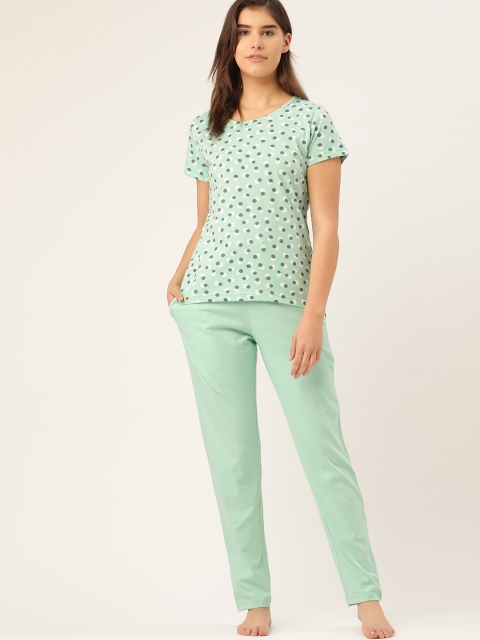 

ETC Women Green & Black Pure Cotton Printed Night suit