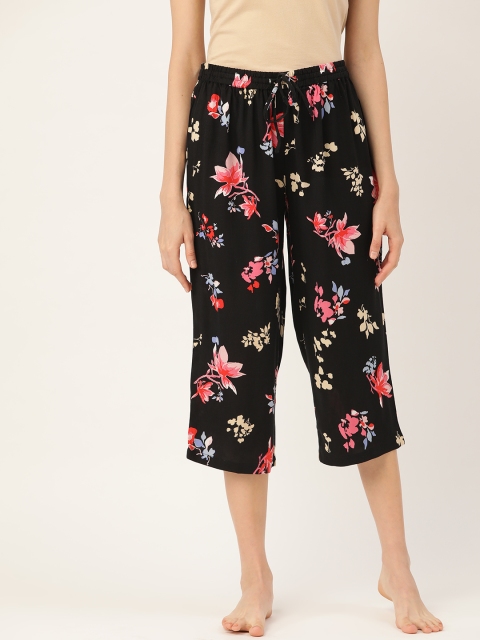 

ETC Women Black & Pink Floral Print Regular Fit Capris
