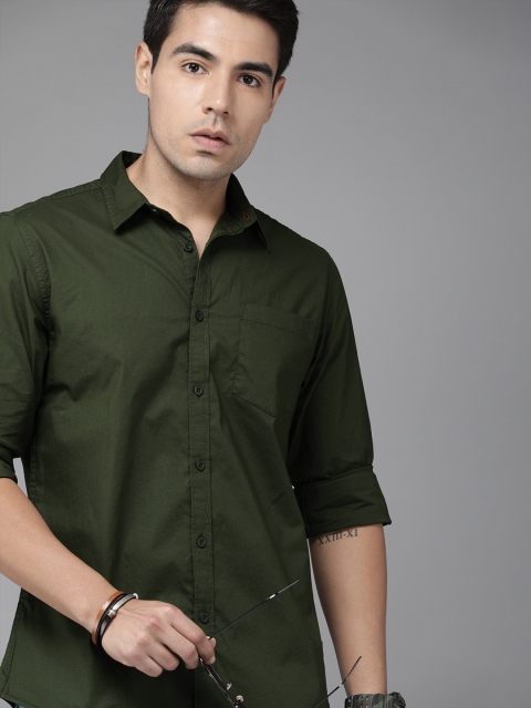 

Roadster Men Olive Green Regular Fit Solid Casual Shirt
