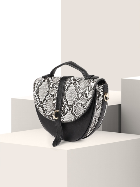 

CORSICA Black & White Printed Handheld Bag