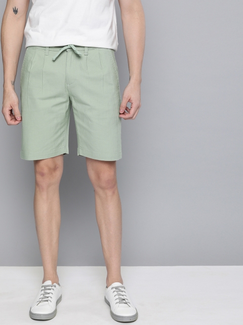 

Mast & Harbour Men Green Solid Regular Fit Regular Shorts