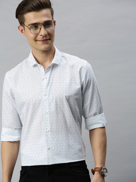 

Mast & Harbour Men Off-White & Blue Regular Fit Printed Casual Shirt