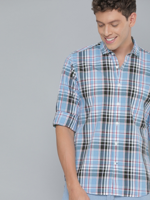 

Mast & Harbour Men Blue & Black Regular Fit Checked Casual Shirt