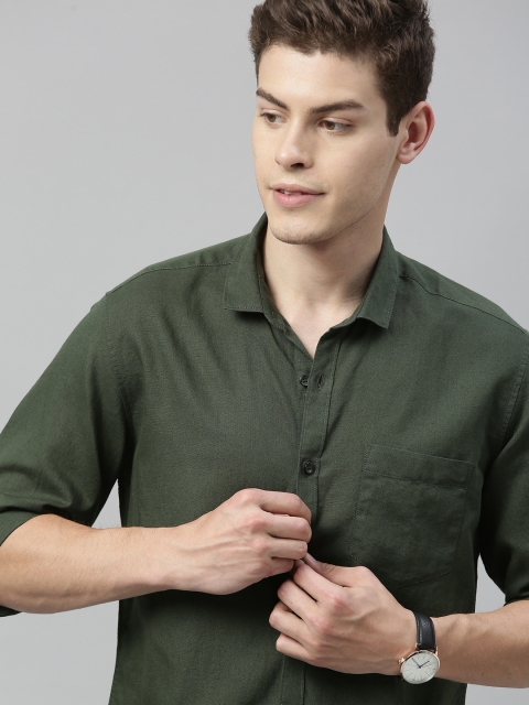 

Mast & Harbour Men Olive Green Regular Fit Solid Casual Shirt