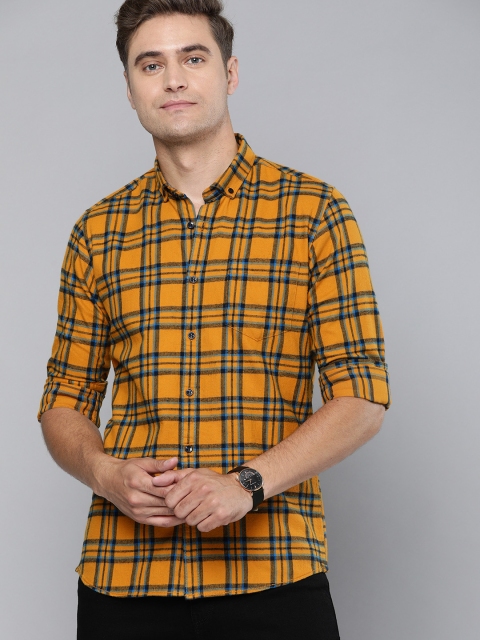 

Mast & Harbour Men Mustard Yellow & Black Regular Fit Checked Casual Shirt