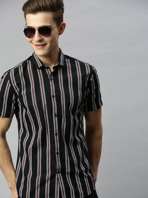 

Mast & Harbour Men Black & White Regular Fit Striped Casual Shirt