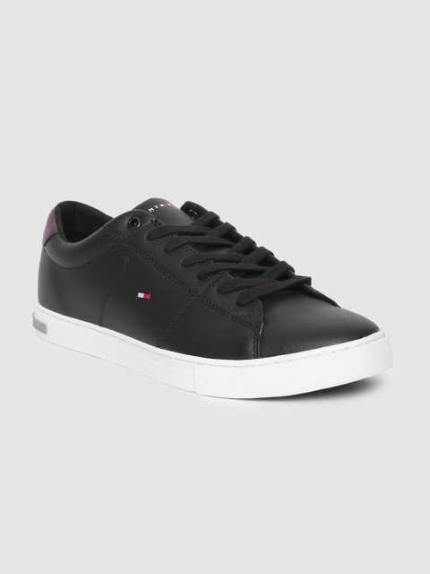 

Tommy Hilfiger Men Black Solid Essential Leather Detail Vulc Sneakers
