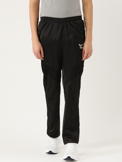 

Yuuki Men Black Solid Track Pants