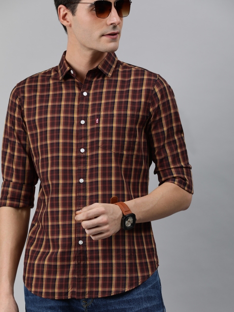 

Levis Men Brown & Navy Blue Slim Fit Checked Casual Shirt