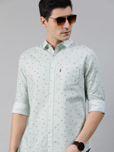 

Levis Men White & Sea Green Slim Fit Printed Casual Shirt