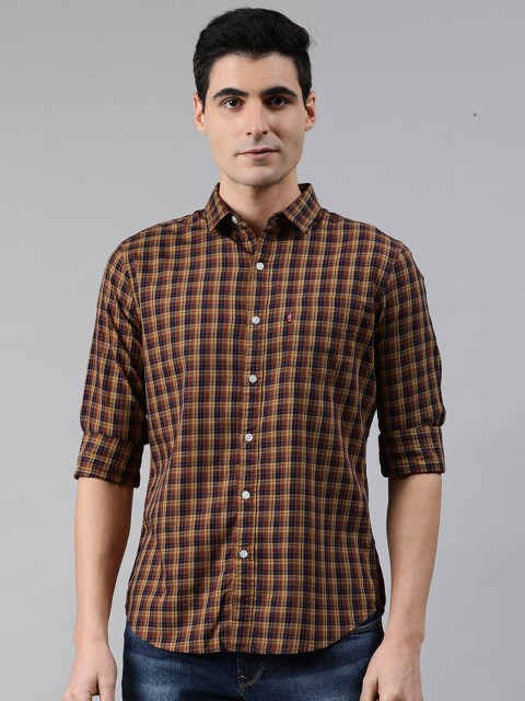

Levis Men Brown & Navy Blue Slim Fit Checked Casual Shirt