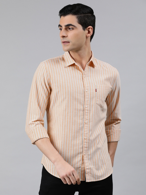 

Levis Men Peach-Coloured & Green Slim Fit Striped Casual Shirt
