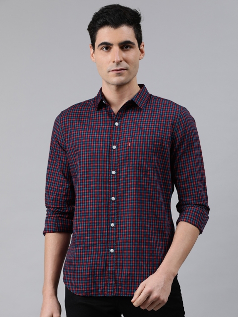 

Levis Men Blue & Red Slim Fit Checked Casual Shirt