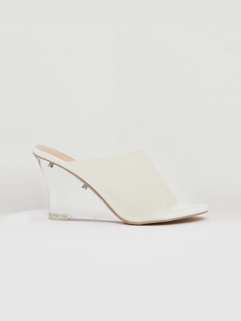 

shoexpress Women Cream-Coloured Solid Mules
