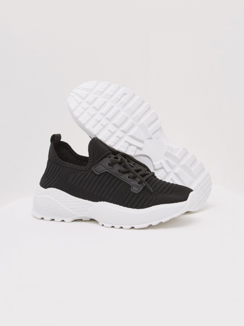 

shoexpress Women Black Textile Running Shoes