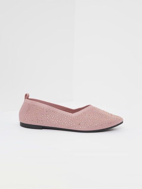 

shoexpress Women Pink Embellished Ballerinas