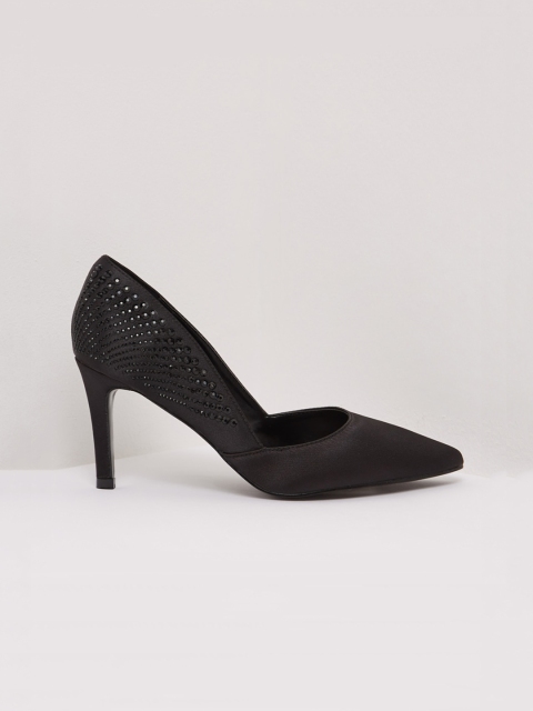 

shoexpress Women Black Embellished Pumps