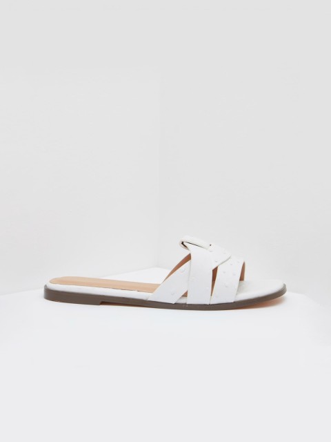 

shoexpress Women White Textured Open Toe Flats